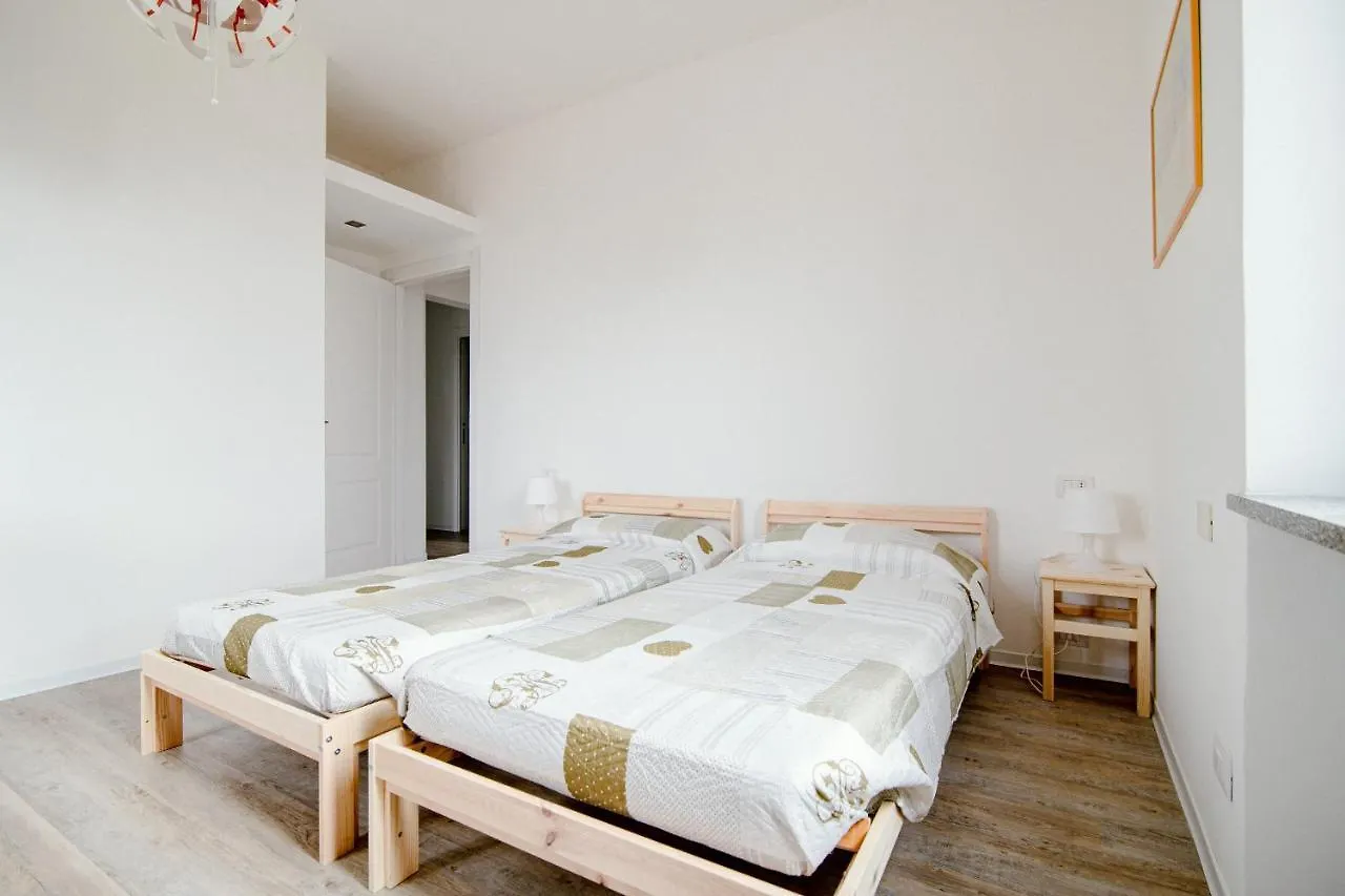 La Casetta Di Erica Como Apartment