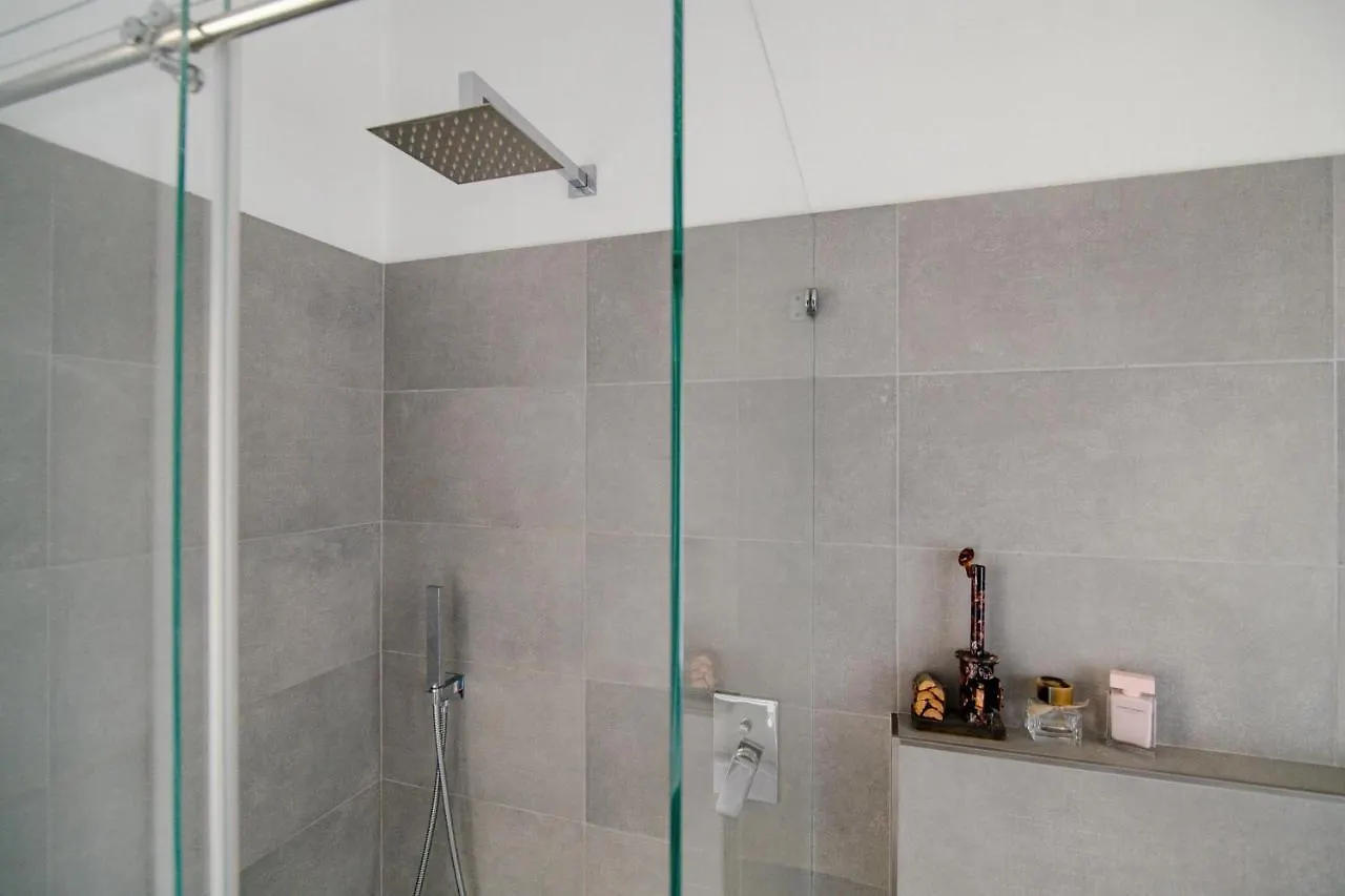 Appartement La Casetta Di Erica Como Italië